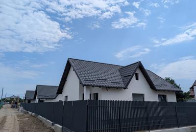 Casa 2025 Lilieci Rozelor (Apa, Canalizare, Gaz) terasa + beci - 6