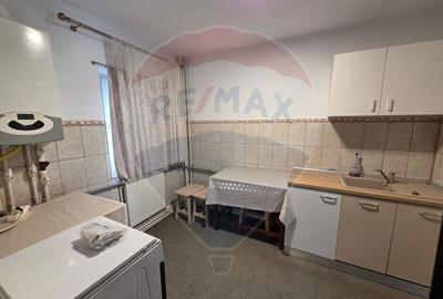 Apartament 4 camere + centrala proprie: str Baltagului - 13 septembrie - 13