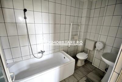 Casa 4 camere,4 bai,1 bucatarie,1 living,120 mp,500mp teren - 6