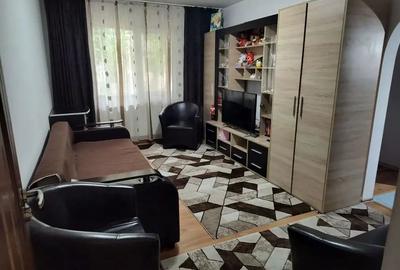 De vanzare apartament 2 camere renovat, zona Salaj - 1