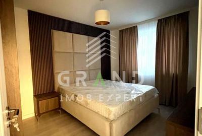 Apartament cu 3 camere semidecomandat, mobilat în Florești