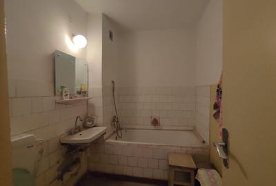 Ap. 2camere Micro 16, etaj 1, 50mp, liber - 13