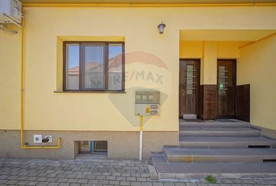 Casă cu 2 apartamente în Brasov, investiție sigură sau căminul ideal - 25
