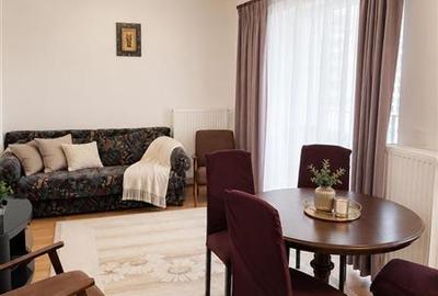 Apartament cu 2 camere decomandat, mobilat în Tractorul