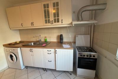 Inchiriere apartament de 3 camere - 3