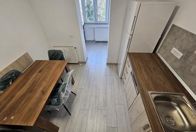 2 camere faleza nord etaj 1/4 centrala gaz termen lung - 9