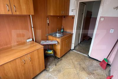 Apartament 2 camere, etaj intermediar, zona centrala - 4