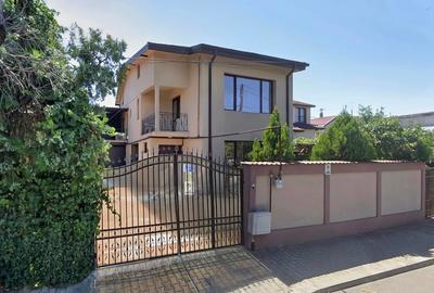 Proprietar vand vila in zona Margeanului - Antiaeriana - 1