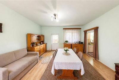 Casa cu spatiu comercial, 1.000mp teren anexe, areal Central, Reghin - 9