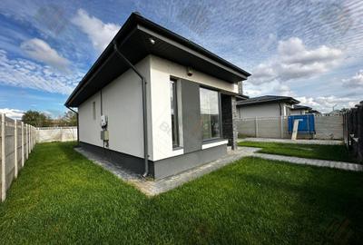Casa Parter de Vanzare - Ultima Unitate - Finalizata - 135000 € - Comuna Berceni - 2