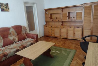 Apartament cu 2 camere semidecomandat în Complex Studențesc