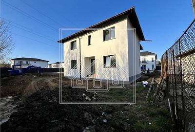 Casa de vanzare in Sibiu - tip duplex - teren 420 mp - Selimbar - 1
