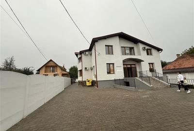 De inchiriat spatiu birouri, 10 birouri , 4 bai, garaj, 4 bai si teren 10 arii,S - 21