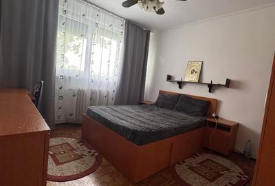 Inchiriez apartament doua camere Eroii Revolutiei - 4
