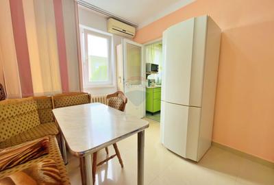 Apartament cu 3 camere de închiriat în zona Intim - 9