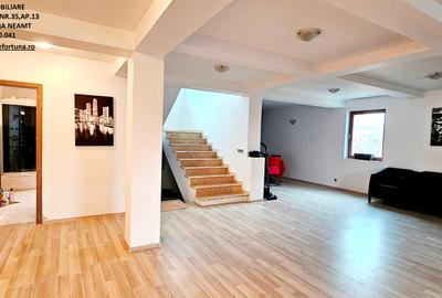 Casa High-Tech, cu design futurist, Piatra Neamt - 1