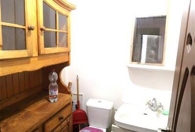Apartament 3 camere , centrala proprie , zona Dambovita - 10