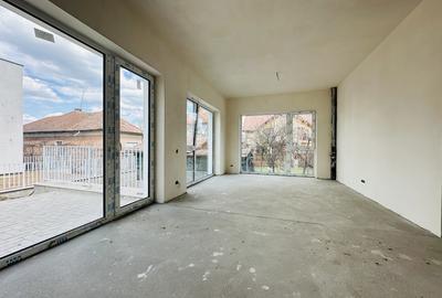 Oportunitate Excepțională de Locuire, Investiție sau Sediu de Firmă: Duplex Prem - 2