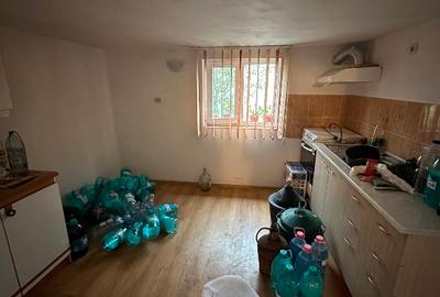 Casa zona  1 - str. Calugareni - 13