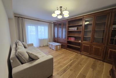 De vanzare Apartament 4 camere, zona Tolstoi. - 1