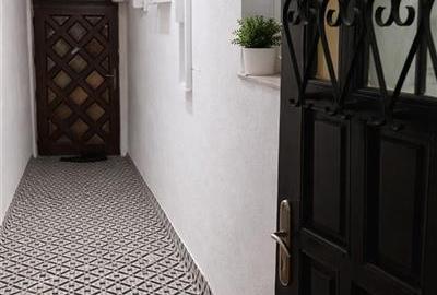 2 studiouri pretabile circuit turistic, Centrul istoric, Strada Postavarului - 6