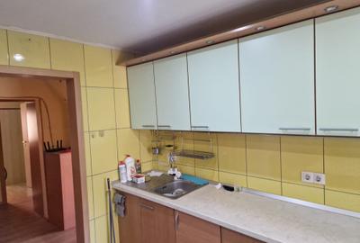 APARTAMENT 3 CMERE 7/8 BLOC 1987 HOL H CENTRALA TERMICA APROPRIERE METROU PARC