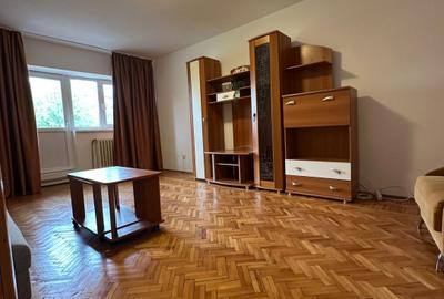 Spatios! Apartament 2 camere, Independentei, etaj 3. - 2