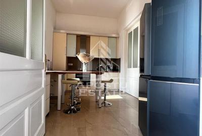 Apartament cu 4 camere 180mp loc de parcare zona centrala - 10