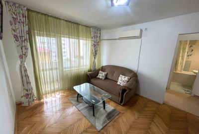 Apartament cu 2 camere semidecomandat în Cetate