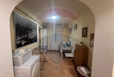 Apartament cu 2 camere de vânzare în zona Sud-Vest - 6