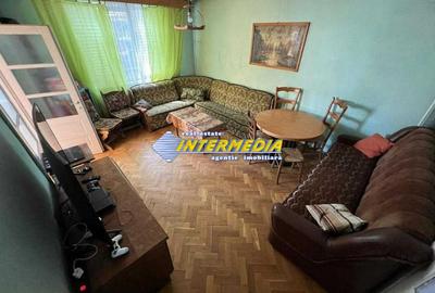 Casă individuală cu 6 camere în Cetate