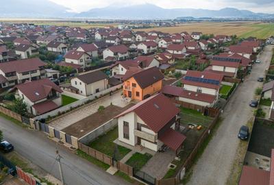 Casă unică, cartier Izvor – Str. Izvorului 10 - 10