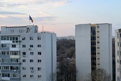 Apartament cu 3 camere decomandat în Muncii