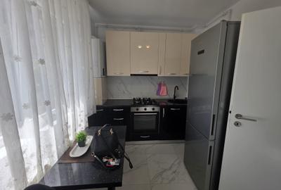 Garsoniera de inchiriat –Dotari: - TV lux - 8