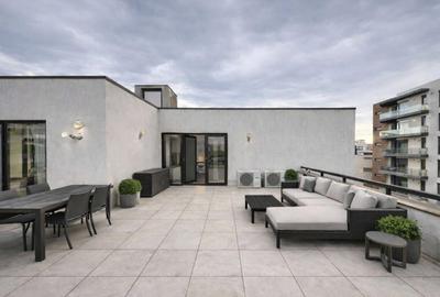 Un apartament ca o casa cu terasa generoasa si doua locuri de parcare - 1