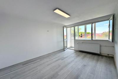 Apartament cu 2 camere decomandat în Eroii Revoluției