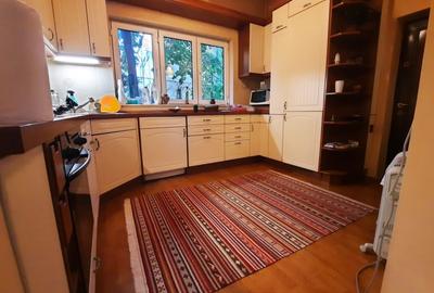 Casa in Cartierul Armenesc - curte individuala - 5