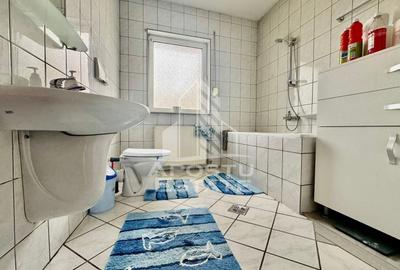 Casa de inchiriat cu 8 apartamente, ideal pentru firme. Zona Centrala - 12