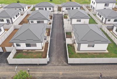 Casa individuala, parter, 4 camere+ parcare,+ curte proprie 380 mp, - 10