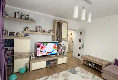 Apartament Decomandat Tractorul bloc 2014 - 2