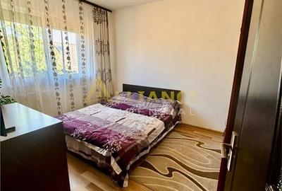 Apartament cu 2 camere decomandat, mobilat în Central