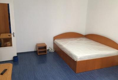 UNIRII-CAMERA DE COMERT- garsoniera mobilata ,et3,VEDERE  SUPERBA,400 EURO - 2