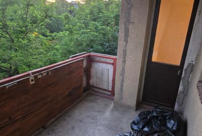 Calea Rahovei. Sector 5. Bloc 1986 | Etaj 3/4 | Centrală proprie - 18