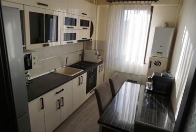 Apartament 3 camere, bloc 2012, mobilat și utilat, zona linistita Damaroaia - 2
