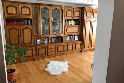 Apartament 3 camere, zona Centrala , etaj 4, renovat si mobilat - 3