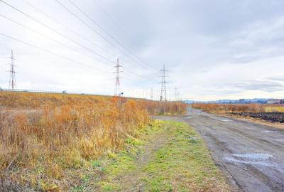 Teren Construcții intravilan de 4243 mp, în Stupini