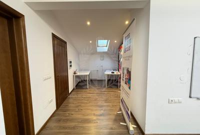 CASA /RESEDINTA//CLINICA //BIROURI// ANA IPATESCU// PLOIESTI - 22