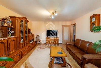 Apartament cu 3 camere,  doua bai de vanzare, zona Dambovita,Timisoara - 2