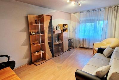 Apartament cu 3 camere de închiriat în zona Aurel Vlaicu - 1