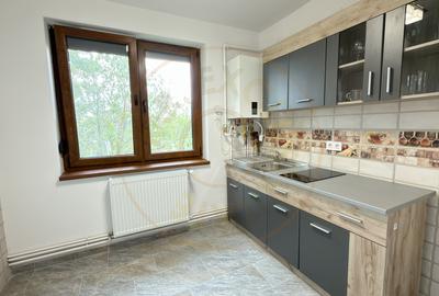 Apartament 2 camere Etaj II Carei - B-dul 25 Oct. Zona Monument - Comision 0% - 2